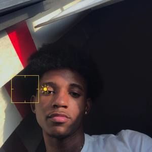 Meet your Posher, Tay